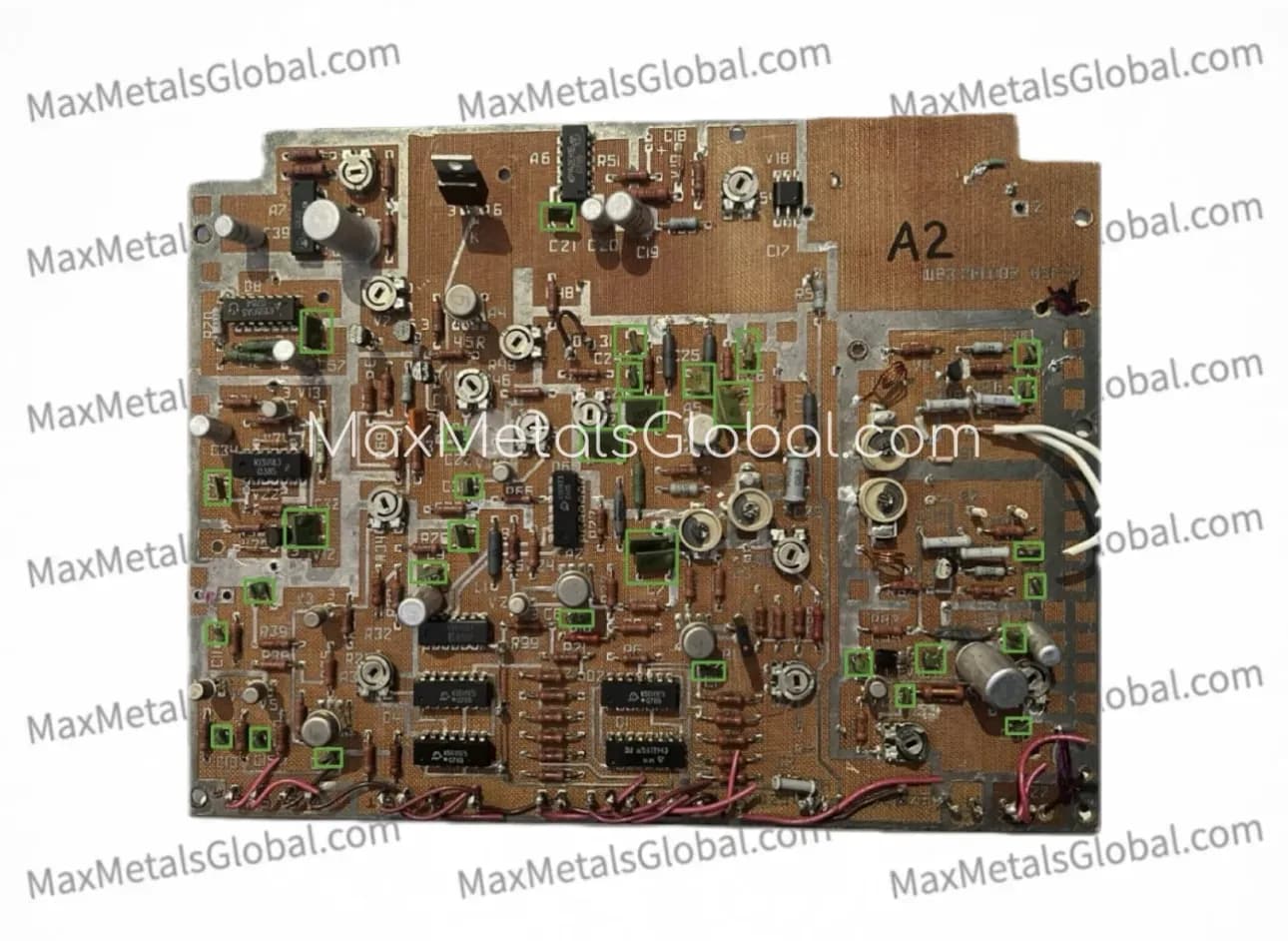 Ceramic capacitors (green)