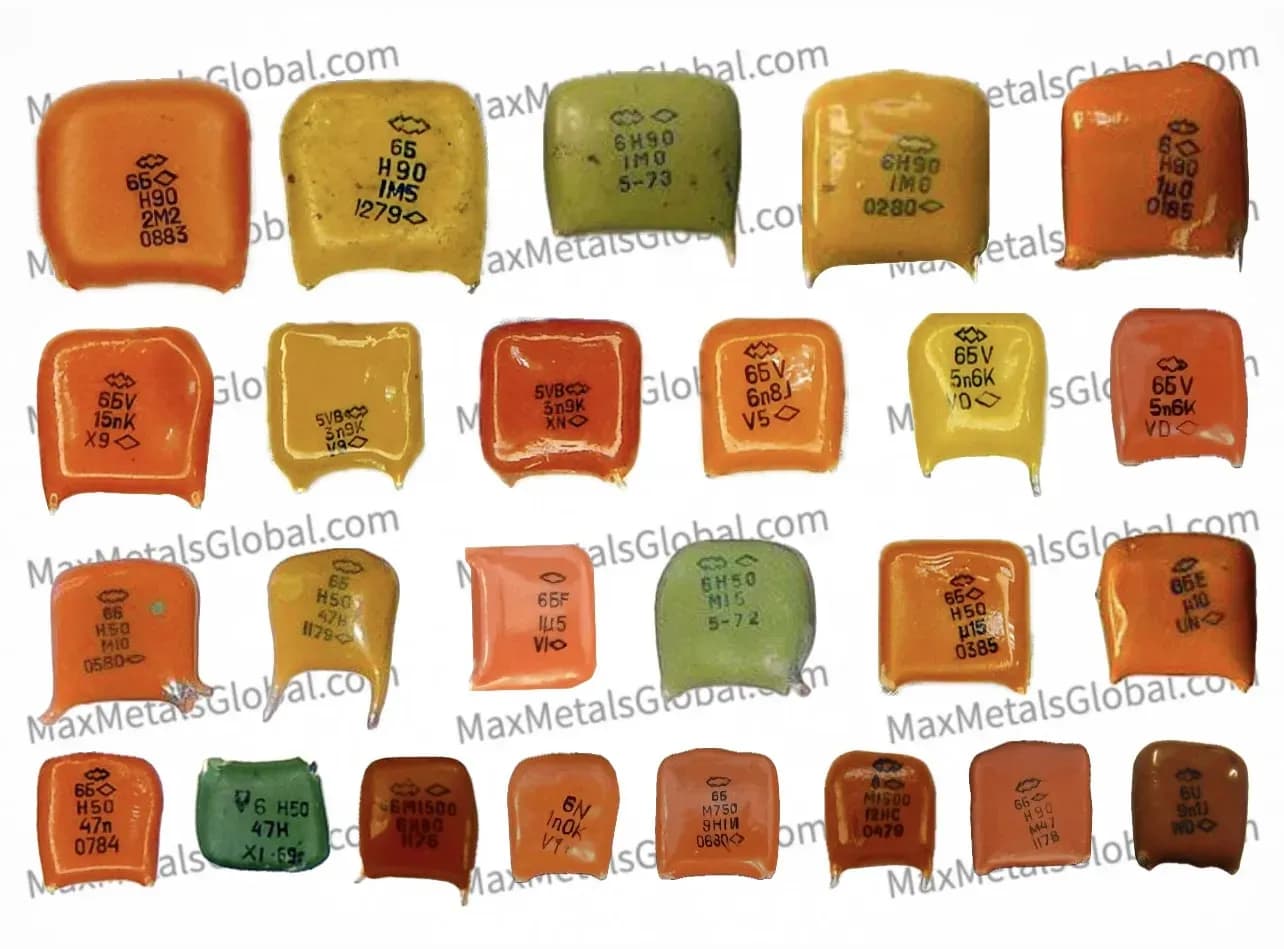 Ceramic Capacitors (Red)